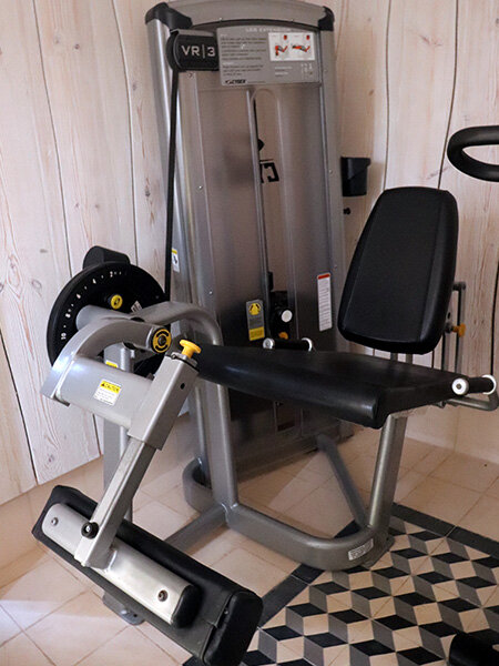 Gym 
weight machine
